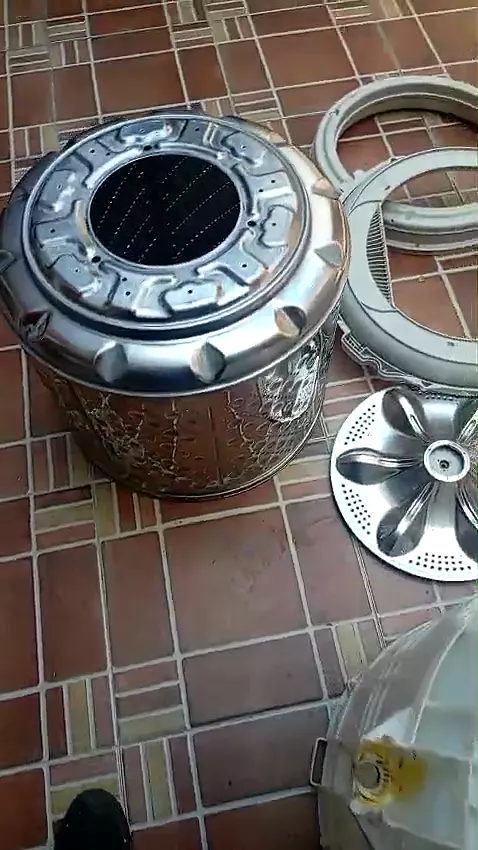 Lavadora desarmada para reparación